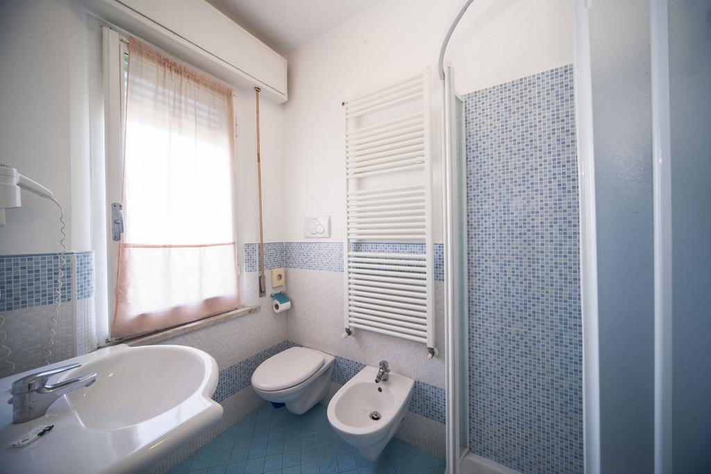 Hotel Marilonda Rimini Exterior photo