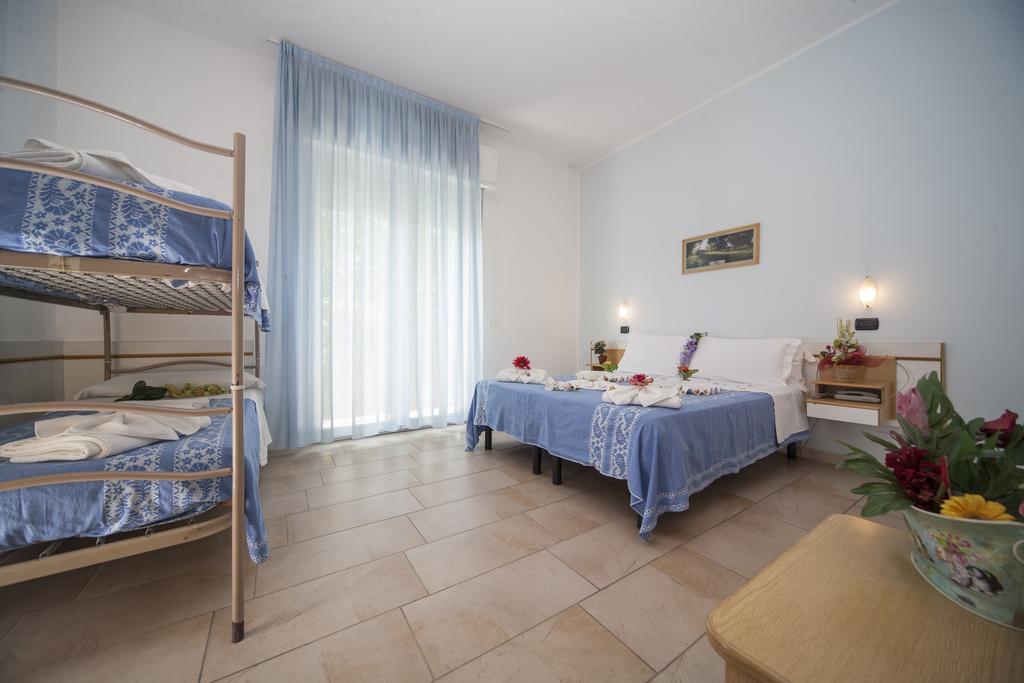 Hotel Marilonda Rimini Exterior photo